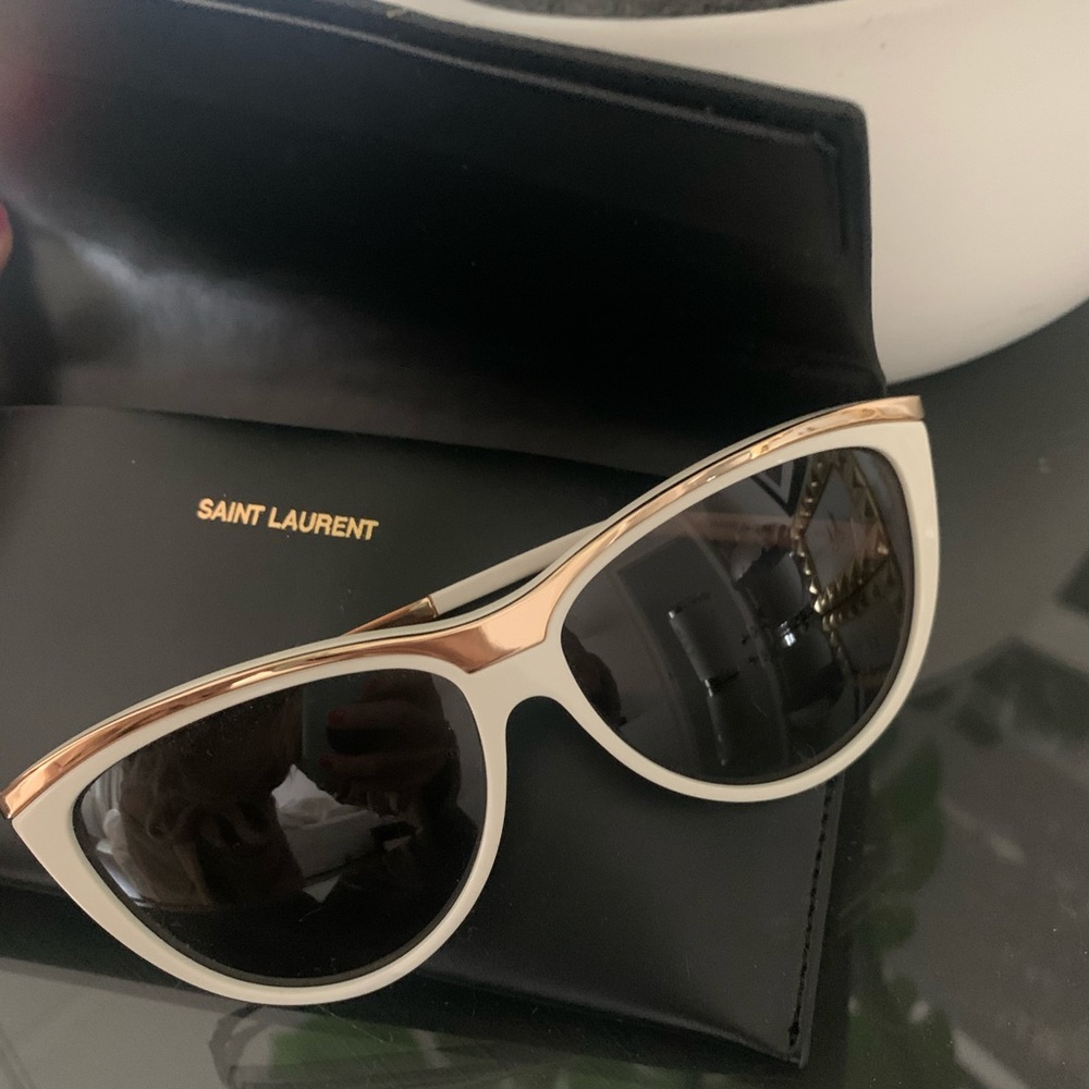 AUTHENTIC Saint Laurent sunglasses